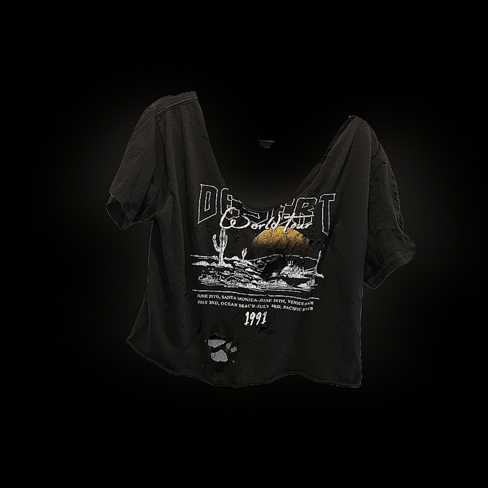Buttery Soft Vintage Distressed Cropped Tee size s/m